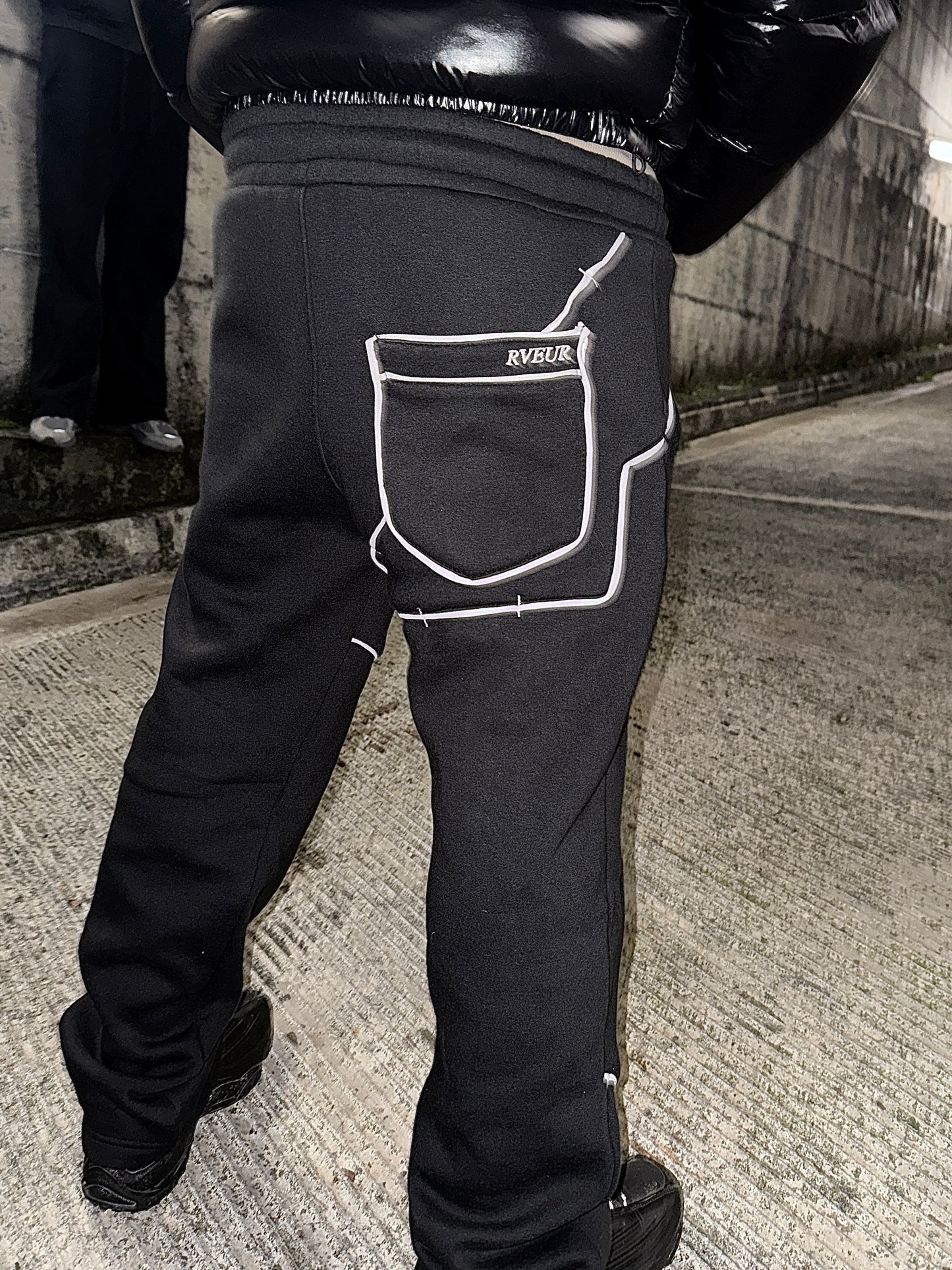 RVEUR Scar Sweatpants – Drop 01 (only 25 pieces for every size, no restock)